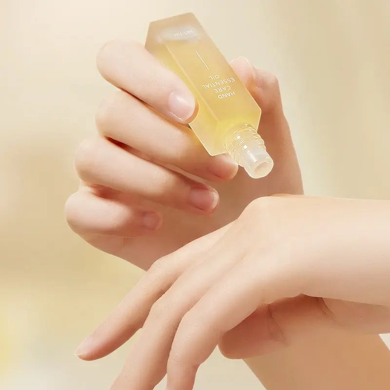 Wholesale Essential Oil Hand Treatment Cream Moisturizing and Nourishing Hydrating Cream for Hands