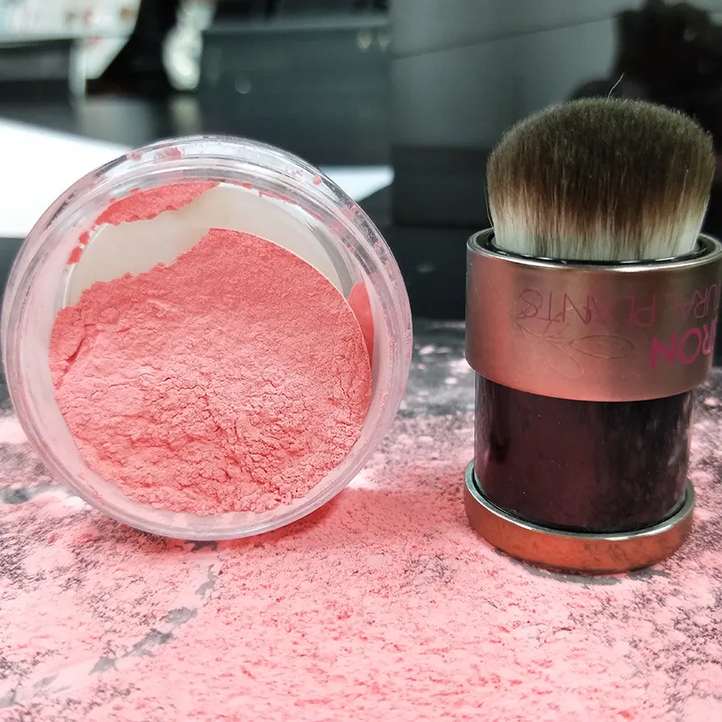 Factory Wholesale Chemical-Based Waterproof Oil Control Blusher for Face Cheek Makeup Fair Skin Loose Powder Pink