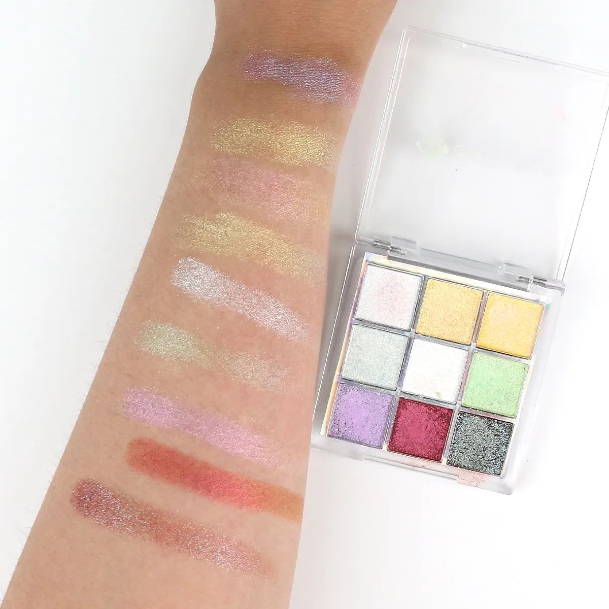 High Pigment Private Label Pressed Holographic Eyeshadow Palette Multichrome Duochrome Metallic Finish Powder for Dark Skin