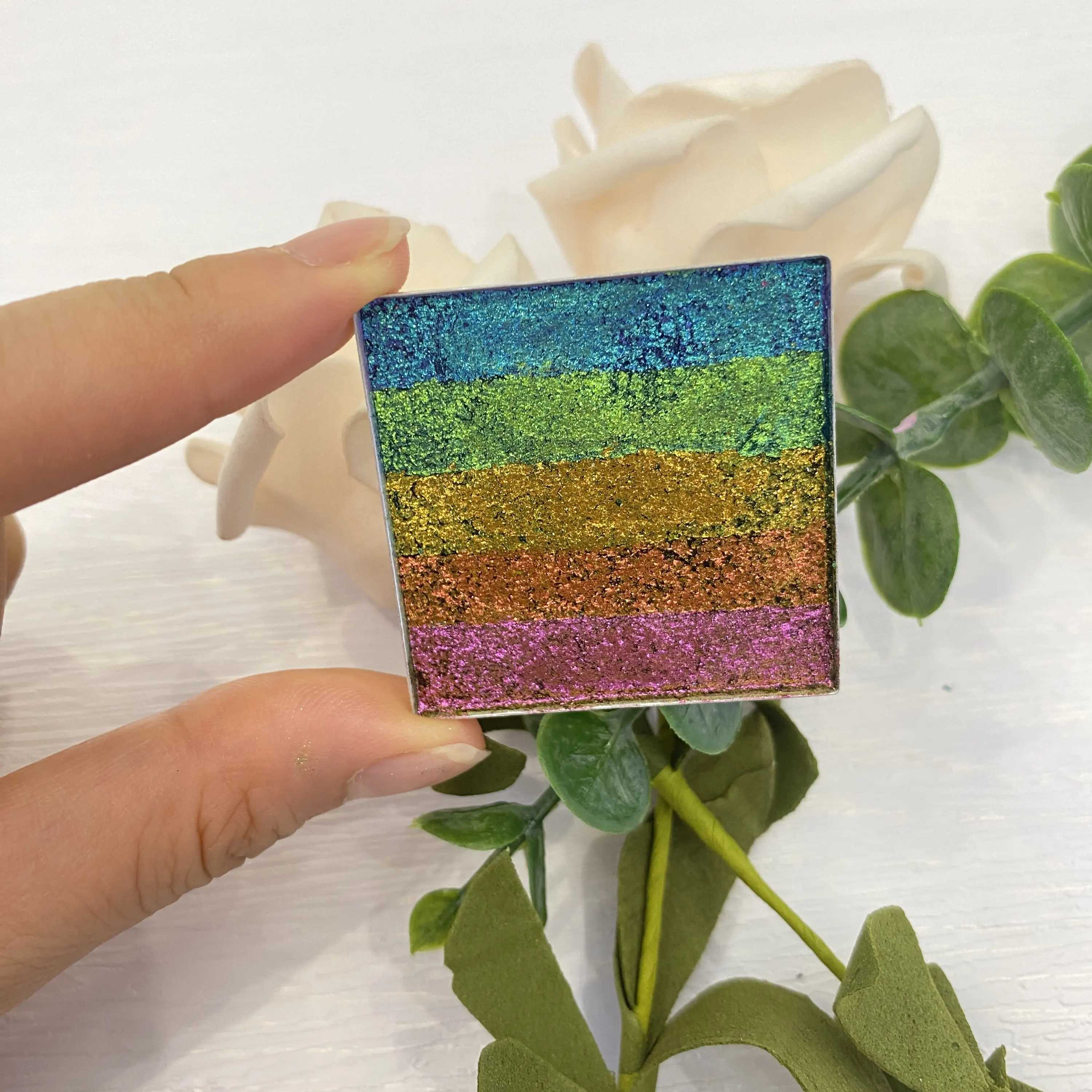 Rainbow Metallic Luminous Dark Eyeshadow Palette OEM Cosmetics Manufacturers Long Lasting Shimmer Eye Makeup Palette