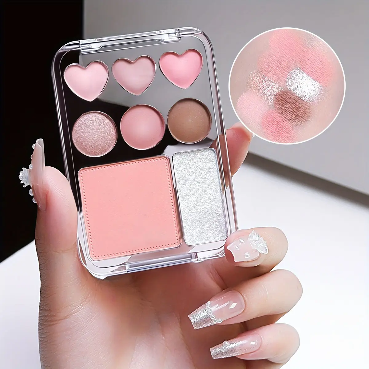 8 Colors Love Powder Eyeshadow Palette OEM Makeup Highly Pigmented Waterproof Long Lasting Matte Private Label