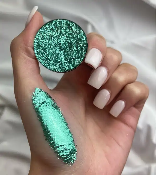 Private Label Matte Pigment Pressed Refillable Talc Free 26mm Manufacturer Vegan Makeup Custom Single Eyeshadow